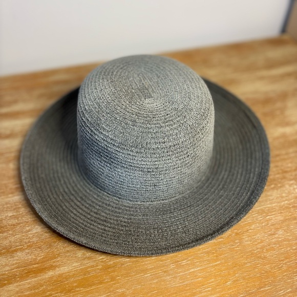 WALLAROO BRINDABELLA CHARCOAL LARGE BRIM HAT - Picture 2 of 6